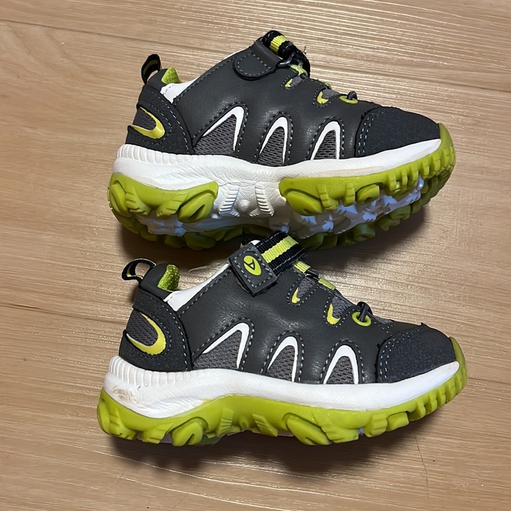 TODDLER BOYS TUNDRAH SNEAKER GRAY LIME GREEN MEMORY FOAM RUNNING PLAY SHOE SZ 5